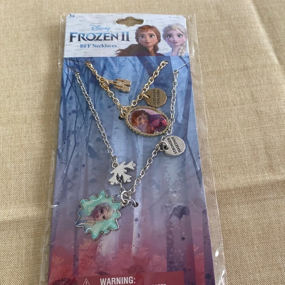 #6-Disney Frozen II BFF Necklaces (AI)